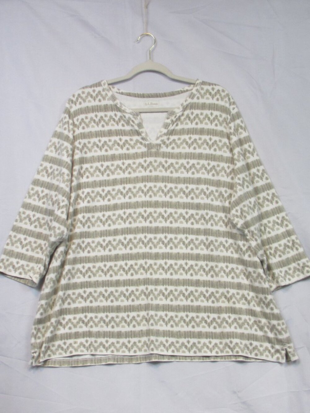 L.L. Bean Women’s Geometric Tan Cream Cotton V-Neck 3/4 Sleeve Knit Tee Size 3X